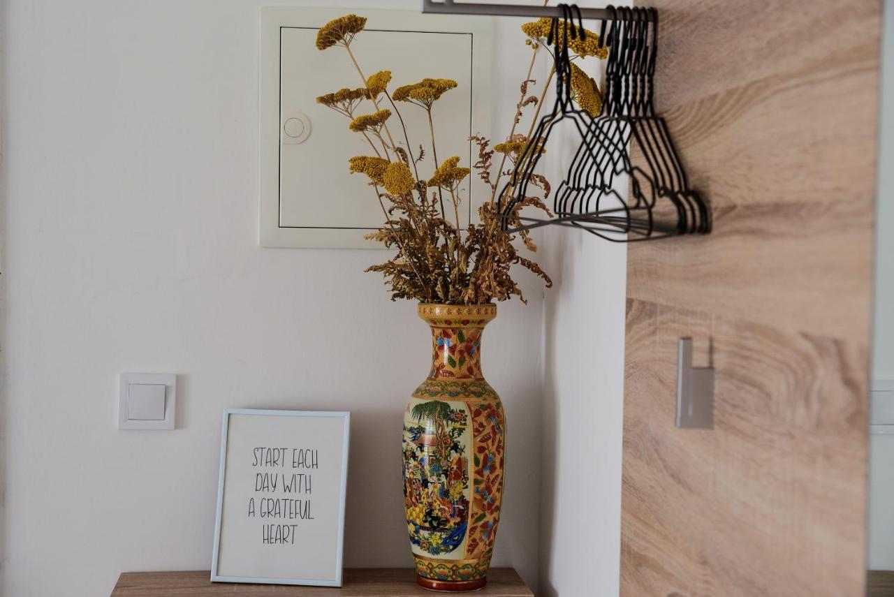 L&L Holiday Apartment Zadar Bagian luar foto