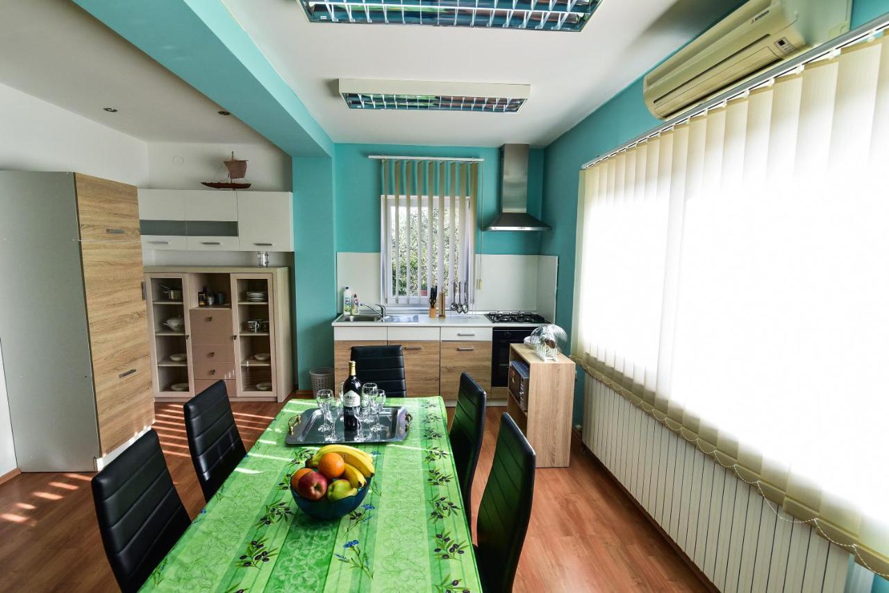 L&L Holiday Apartment Zadar Bagian luar foto