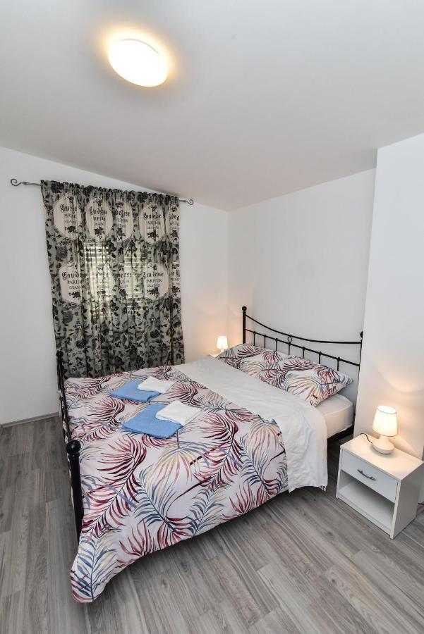 L&L Holiday Apartment Zadar Bagian luar foto